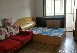 10团14街坊 好住3楼 75平 1100元 带全家具家电 - 包头28生活网 bt.28life.com